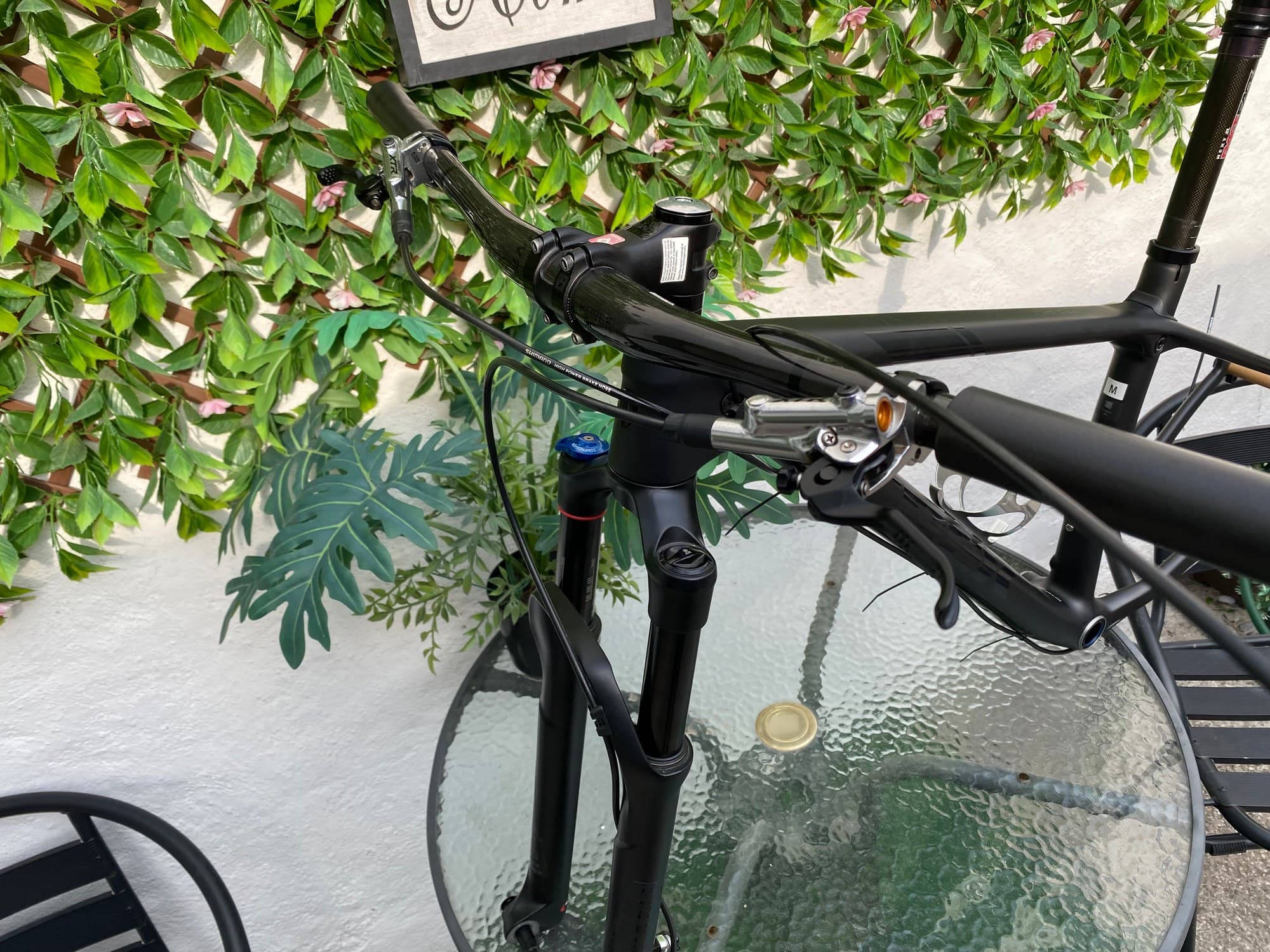 Cuadro de Bicicleta MTB Trek Carbono Talla M con Horquilla RockShox SID y Frenos SRAM Level