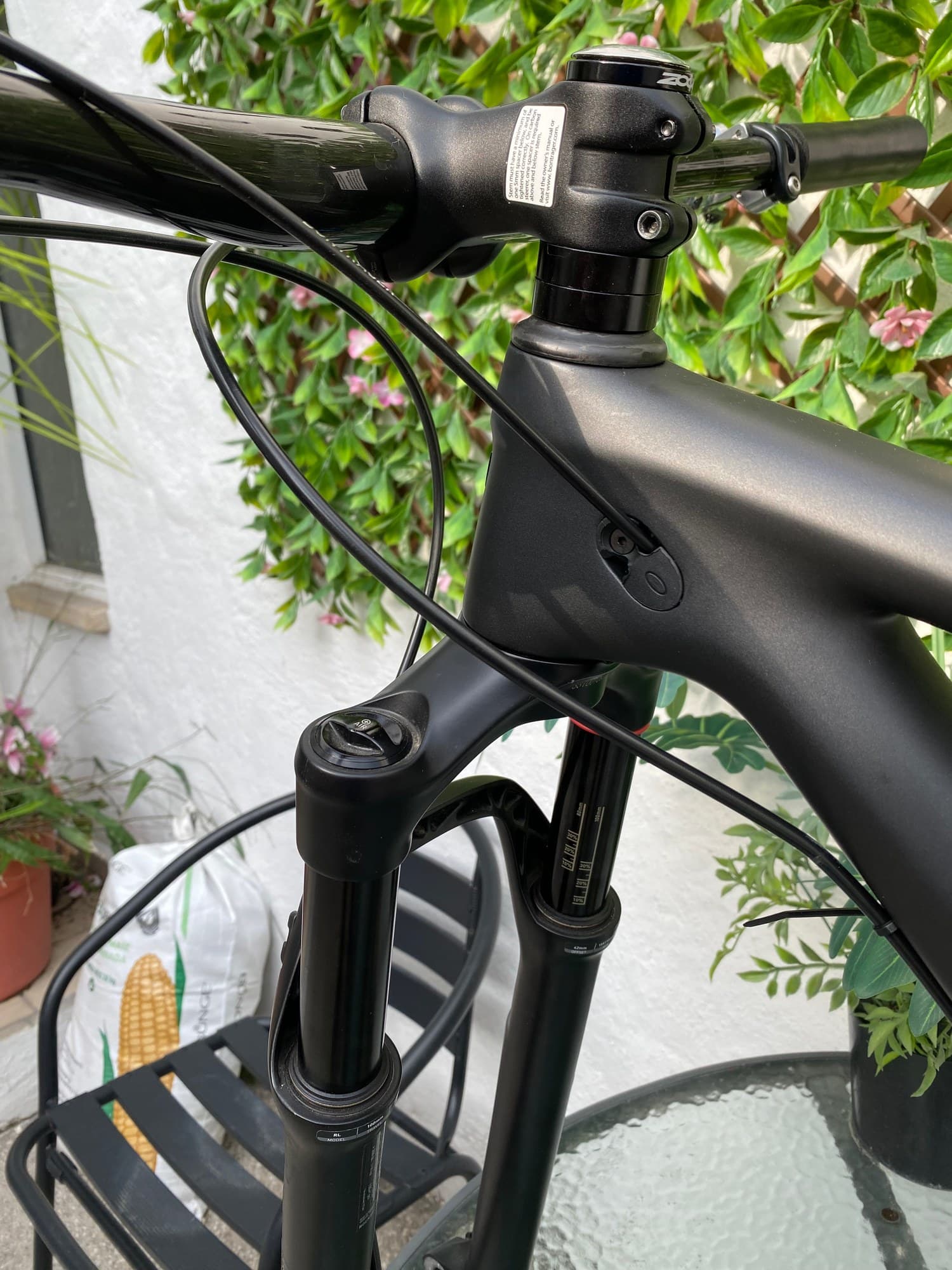 Cuadro de Bicicleta MTB Trek Carbono Talla M con Horquilla RockShox SID y Frenos SRAM Level